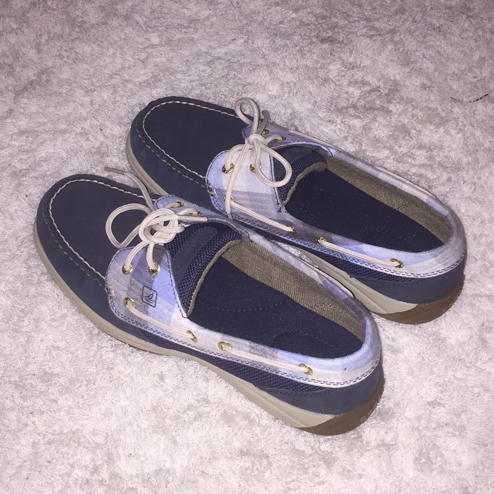 Women’s Sperry Top-Sider boat shoes